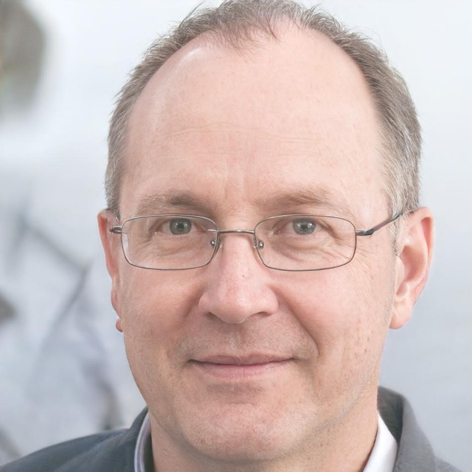 Portraitfoto von Maximilian Fischer